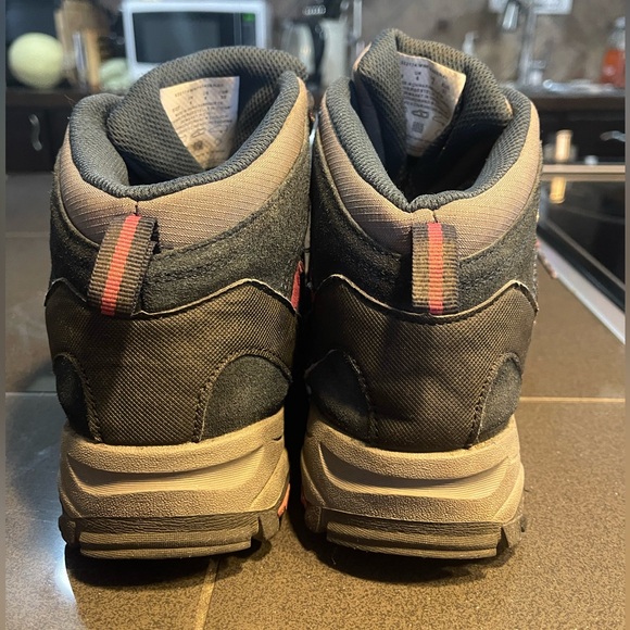 Mountain Warehouse hiking boots US 8 - Picture 5 of 7